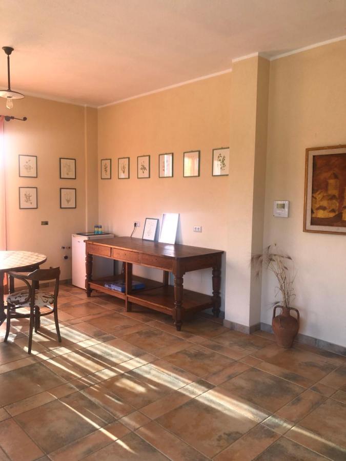 L' Angolo Degli Ortaggi Sassari Exterior photo